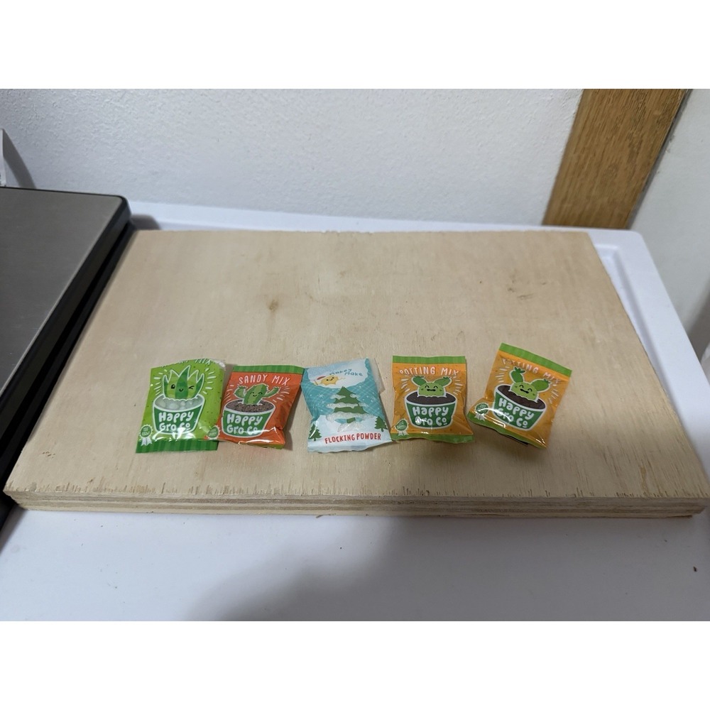miniverse make it mini Plant Dirt Extras Lot